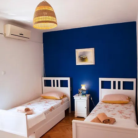 Tanya-apartments And