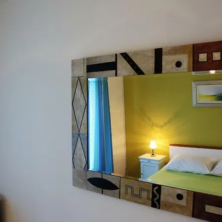 Tanya-apartments And Pensionat 3*