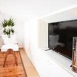 Πανσιόν Tanya-apartments And