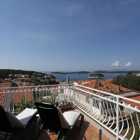 Tanya-apartments And 3*