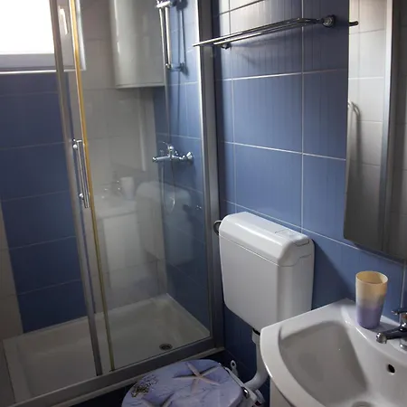 Tanya-apartments And Guest house 3*