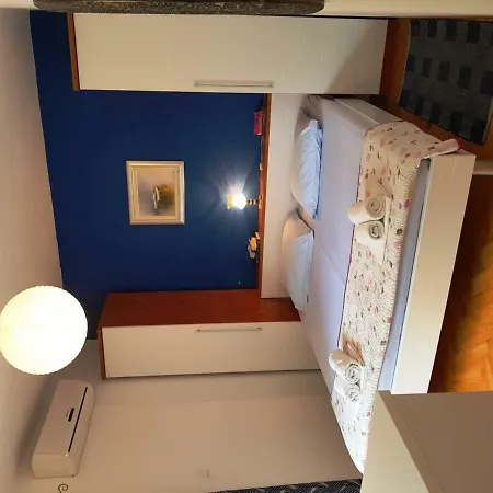 Guest house Tanya-apartments And Hvar Town