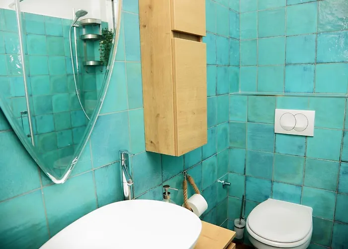 Tanya-apartments And Gasthof 3*