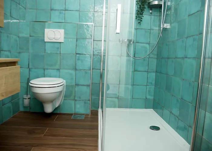 Tanya-apartments And Gæstehus 3*