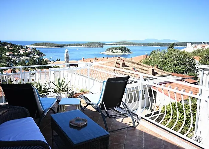 Gasthof Tanya-apartments And