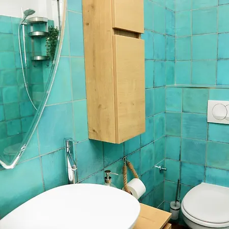 Tanya-apartments And Gæstehus 3*