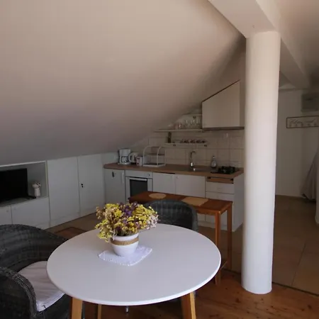 Tanya-apartments And 3*