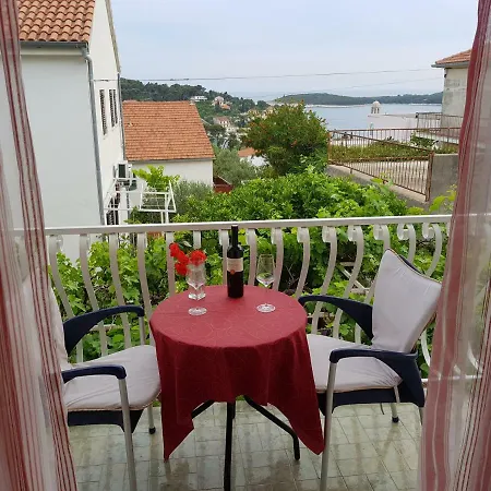 Tanya-apartments And Hvar Town