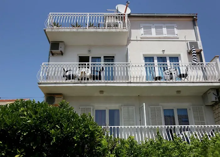 Vendégház Tanya-apartments And Hvar Town